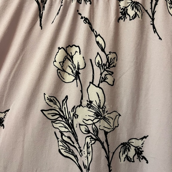 Selling 2 summer flower skirts - Picture 3 of 6